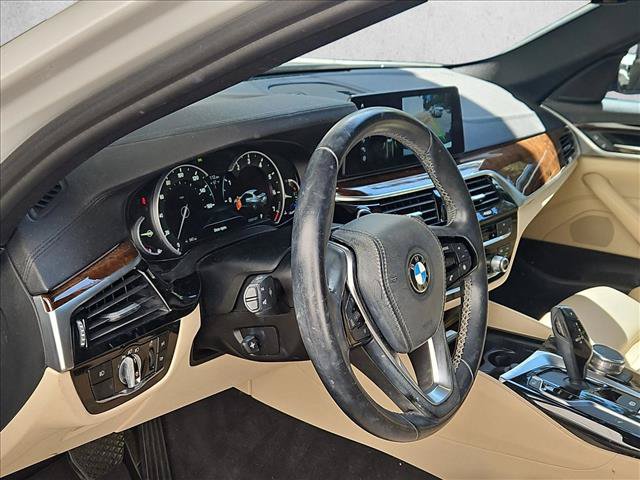 Used 2017 BMW 540i RWD image 9
