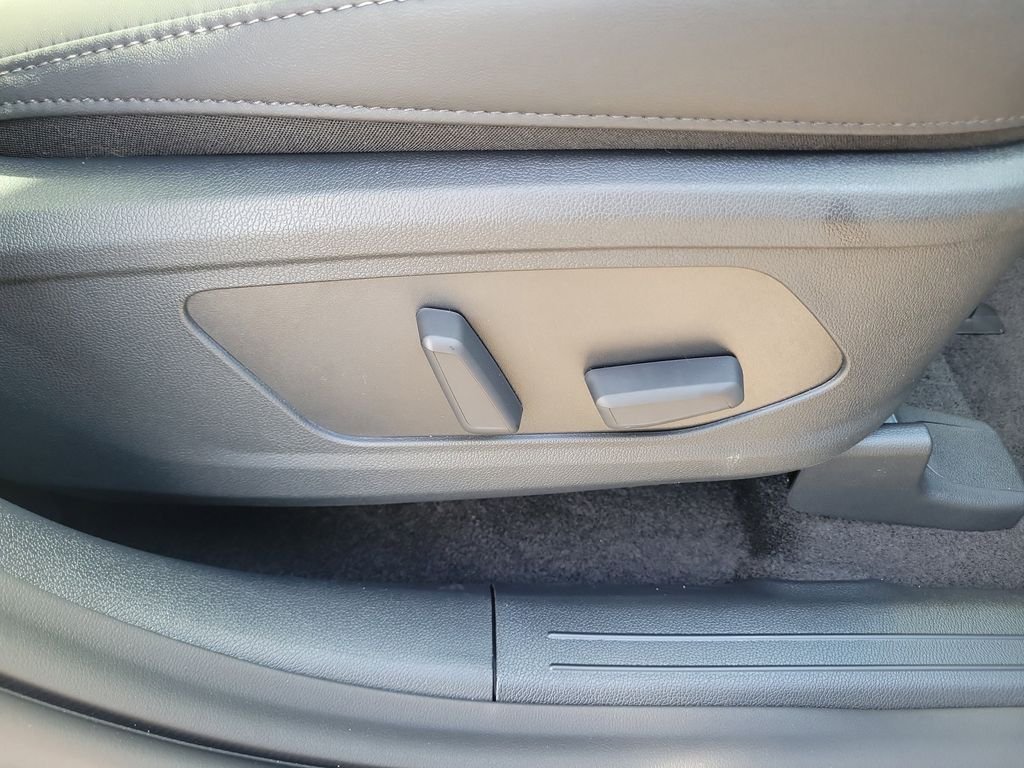 New 2026 Kia Sorento EX w/ EX Premium Package FWD image 9