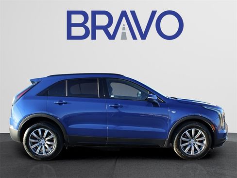 Used 2021 Cadillac XT4 Sport image 4