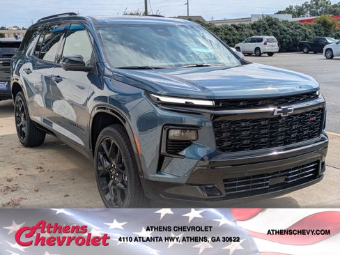 New 2026 Chevrolet Traverse RS image 1