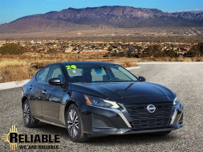 Used 2024 Nissan Altima 2.5 SV