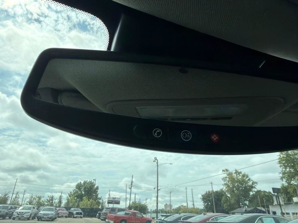 Used 2010 Buick LaCrosse CXL FWD image 20