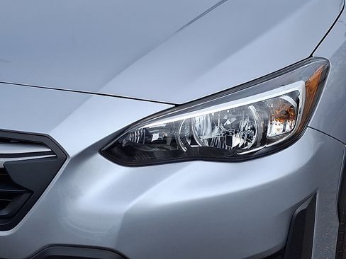 Used 2023 Subaru Crosstrek 2.0i Premium image 9