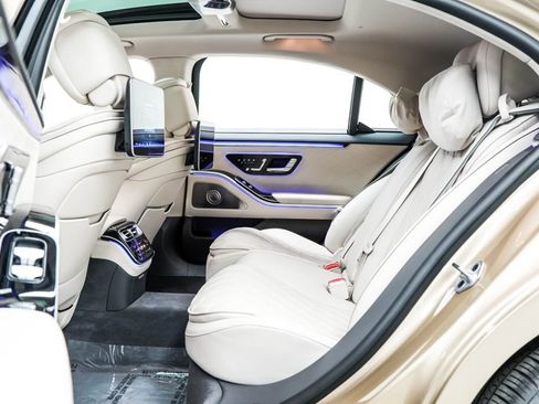 Used 2023 Mercedes-Benz S 580 4MATIC Sedan image 18