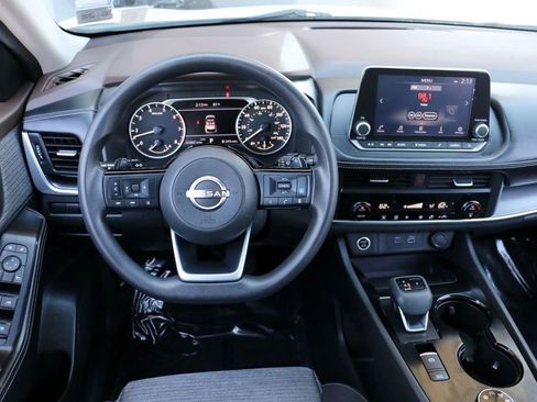 Used 2023 Nissan Rogue SV AWD/4WD image 21