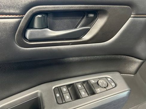 Used 2024 Nissan Pathfinder Rock Creek AWD/4WD image 22