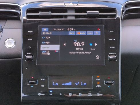 Used 2023 Hyundai Tucson SEL w/ Convenience Package image 18