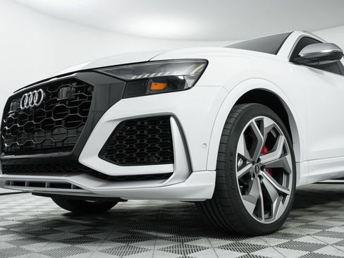 Used 2024 Audi RS Q8 AWD/4WD image 47