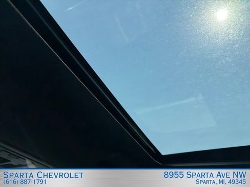 Used 2021 GMC Sierra 1500 AT4 w/ AT4 Premium Package AWD/4WD image 32