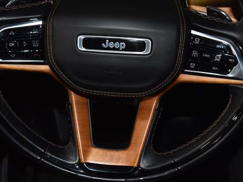 Used 2022 Jeep Grand Cherokee Summit image 27