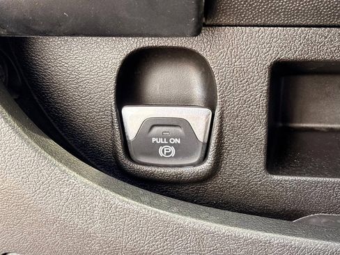 Used 2023 RAM ProMaster 2500 FWD image 23