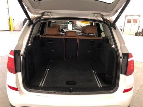 Used 2016 BMW X3 xDrive28d image 8