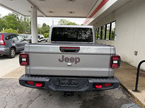 Used 2020 Jeep Gladiator Rubicon AWD/4WD image 16
