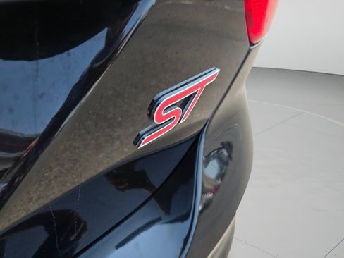Used 2013 Ford Focus ST FWD image 30