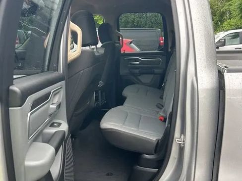 Used 2019 RAM 1500 Big Horn AWD/4WD image 10