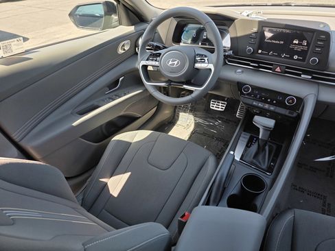 New 2025 Hyundai Elantra Sport image 33