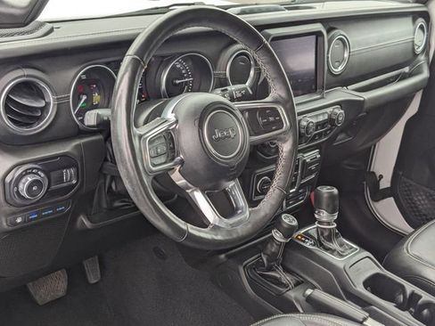 Used 2023 Jeep Wrangler Unlimited Sahara w/ Cold Weather Group AWD/4WD image 2