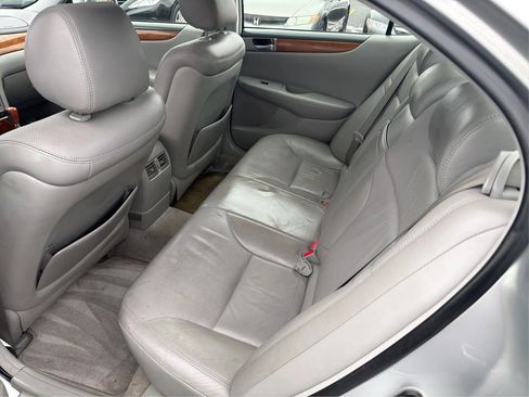 Used 2005 Lexus ES 330 image 11