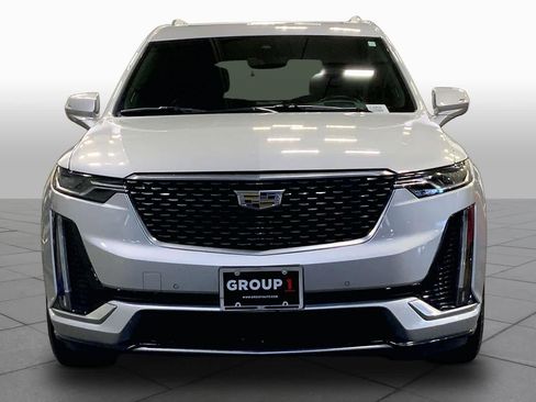 Used 2020 Cadillac XT6 Premium Luxury FWD image 4