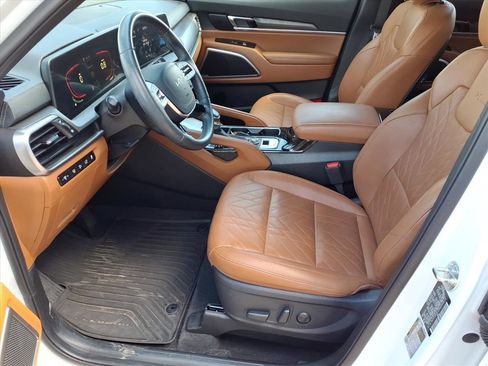 Used 2024 Kia Telluride EX X-Line image 11