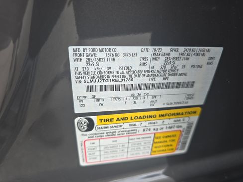 Certified 2024 Lincoln Navigator Black Label AWD/4WD image 35