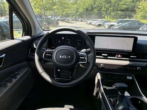 New 2026 Kia Carnival SX FWD image 28