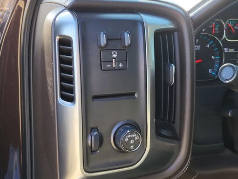 Used 2016 Chevrolet Silverado 1500 LTZ w/ Texas Edition image 26