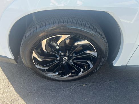 Used 2024 Lexus UX 250h F Sport image 6