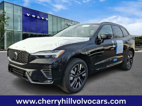 New 2026 Volvo XC60 B5 Plus w/ Protection Package Premier image 2