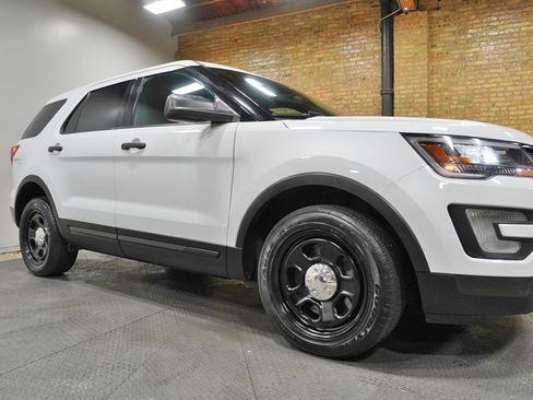 Used 2017 Ford Explorer 4WD Police Interceptor w/ Ultimate Wiring Package image 8