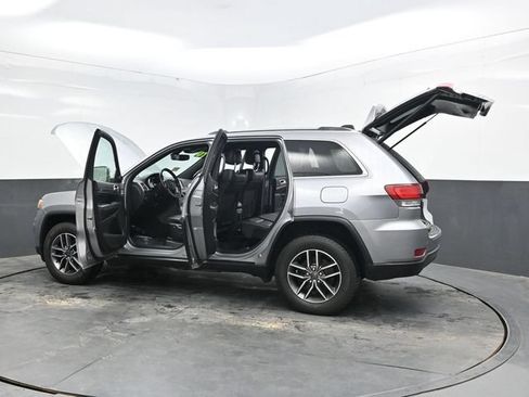 Used 2020 Jeep Grand Cherokee Limited AWD/4WD image 47