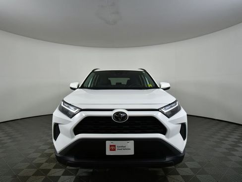 Used 2025 Toyota RAV4 XLE AWD/4WD image 7