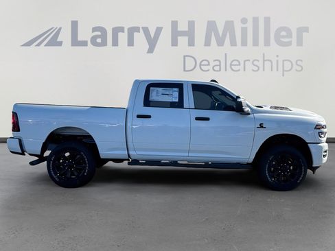 New 2026 RAM 2500 Tradesman AWD/4WD image 7