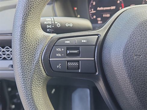 Certified 2023 Honda Accord LX image 19