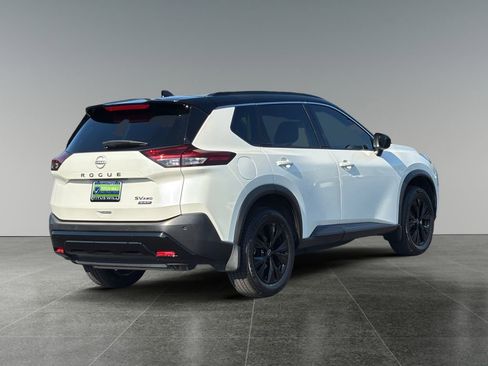 Used 2023 Nissan Rogue SV w/ SV Premium B Package AWD/4WD image 9