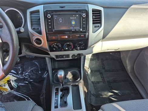 Used 2014 Toyota Tacoma 4x4 Double Cab w/ TRD Off-Road Package image 15