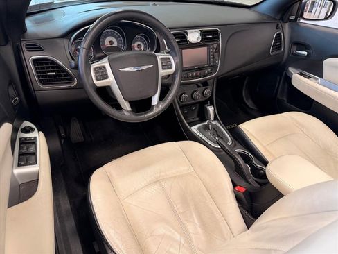 Used 2013 Chrysler 200 Limited image 12