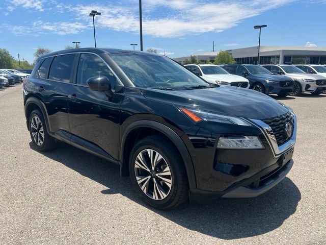 Used 2023 Nissan Rogue SV FWD image 1