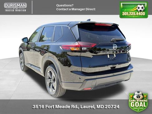 Used 2025 Nissan Rogue SV FWD image 4