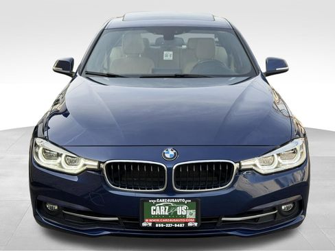 Used 2018 BMW 330i xDrive Sedan image 2