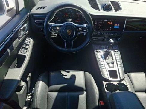 Used 2020 Porsche Macan AWD/4WD image 13
