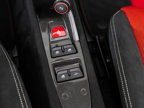 Used 2015 Ferrari 458 Speciale A image 34