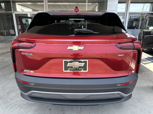 Certified 2024 Chevrolet Blazer EV LT AWD/4WD image 32