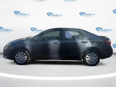 Used 2016 Toyota Corolla FWD image 2