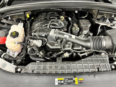 Used 2023 Jeep Grand Cherokee Limited RWD image 25