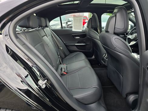 Used 2025 Mercedes-Benz C 300 Sedan image 12