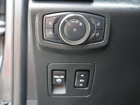 Used 2020 Ford F150 XLT w/ Equipment Group 302A Luxury AWD/4WD image 31