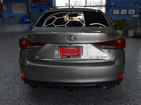 Used 2018 Lexus IS 300 F Sport image 6