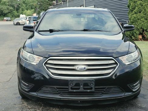 Used 2019 Ford Taurus SEL AWD/4WD image 9