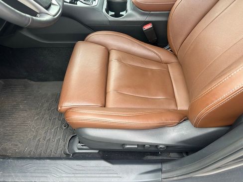 Used 2025 Subaru Outback Touring XT image 25